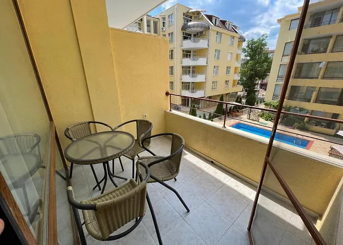 Complex Sands * Slantschew brjag