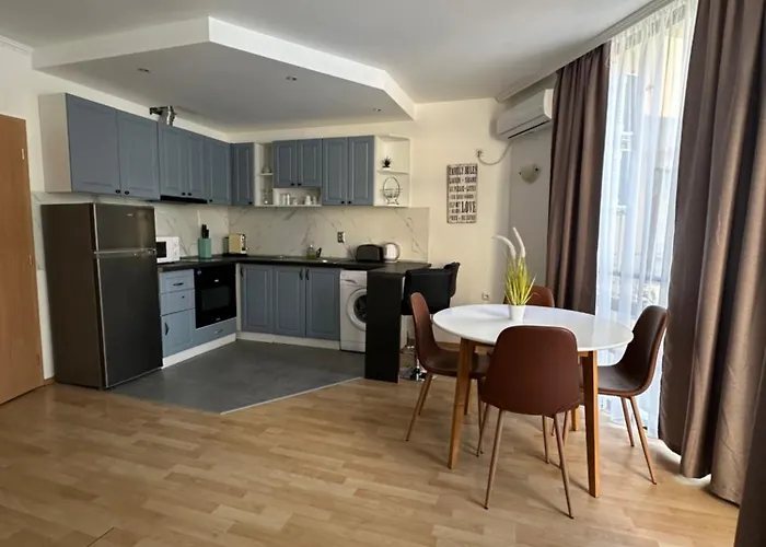 Complex Sands Apartment *