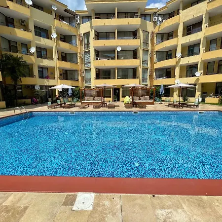 Complex Sands Apartment