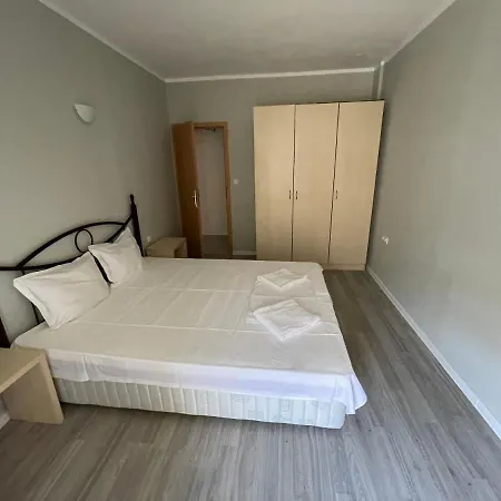 Complex Sands Apartment *