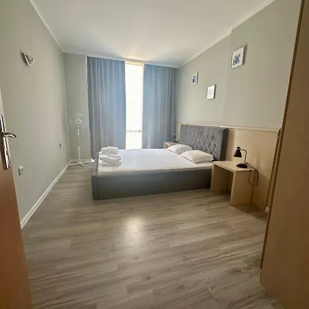 Complex Sands Apartment *